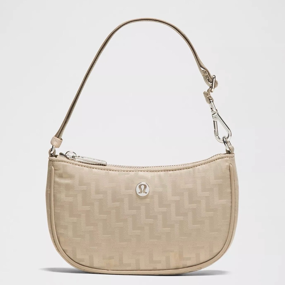 Lululemon Belt Bag Neutral Crossbody Everyday Minimal Athletic Bag